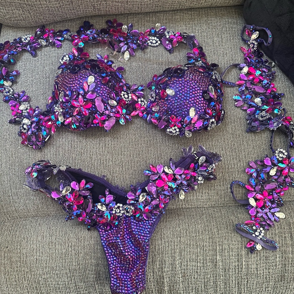 Wbff FMG custom bikini from glam fit bikinis